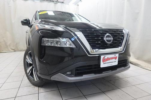 2022 Nissan Rogue SL