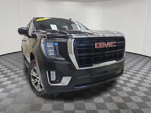Black 2021 GMC Yukon XL SLE