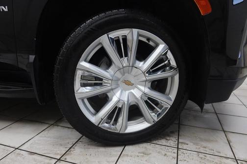 2021 Chevrolet Suburban 4WD High Country