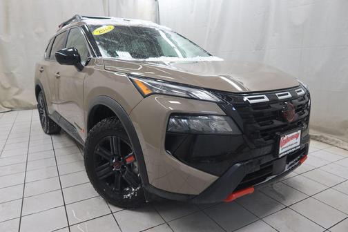 2025 Nissan Rogue Rock Creek