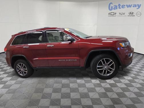 Velvet Red Pearlcoat 2017 Jeep Grand Cherokee Limited