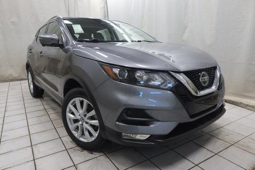 2022 Nissan Rogue Sport SV