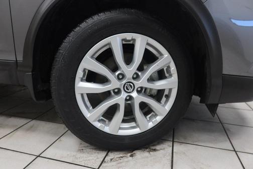 2022 Nissan Rogue Sport SV