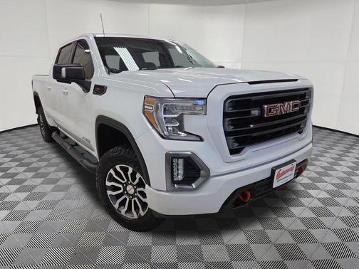 Summit White 2022 GMC Sierra 1500 AT4