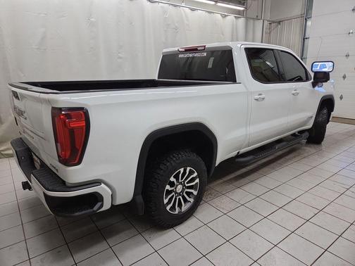 Summit White 2022 GMC Sierra 1500 AT4