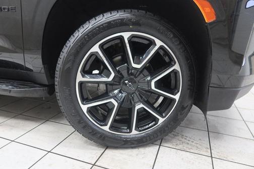 2022 Chevrolet Tahoe 4WD RST