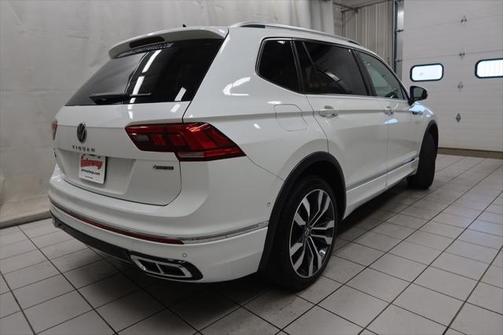 2022 Volkswagen Tiguan 2.0T SEL R-Line 4MOTION