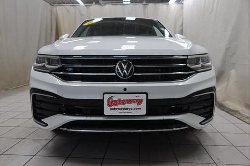 2022 Volkswagen Tiguan 2.0T SEL R-Line 4MOTION