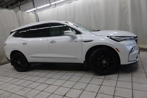 2024 Buick Enclave Essence AWD