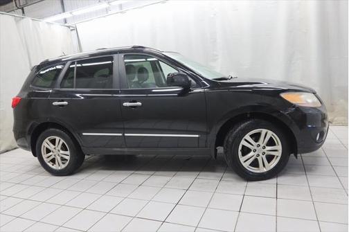 2011 Hyundai SANTA FE SE