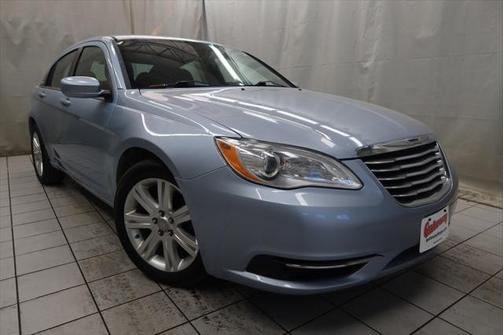 2013 Chrysler 200 Touring