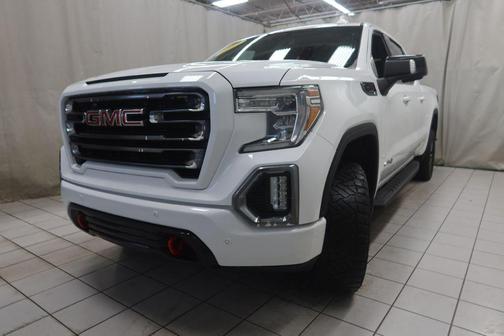 Summit White 2022 GMC Sierra 1500 AT4