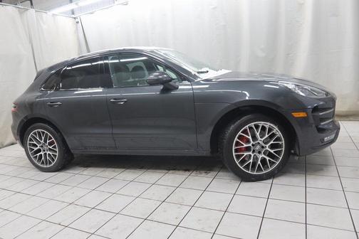 2018 Porsche Macan Turbo