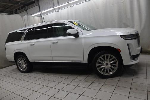 2023 Cadillac Escalade ESV Premium Luxury