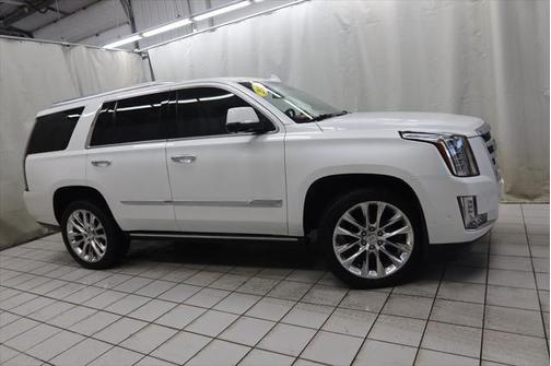 2020 Cadillac Escalade Premium Luxury