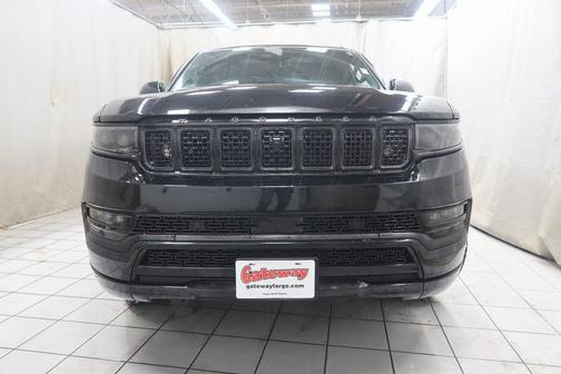 2022 Jeep Grand Wagoneer Obsidian