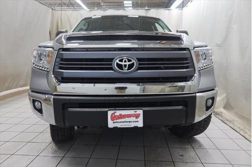 2014 Toyota Tundra SR5