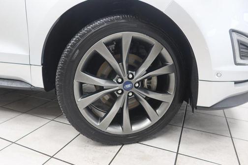 2018 Ford Edge Sport