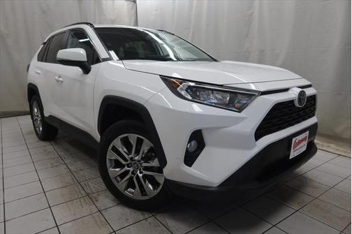2020 Toyota RAV4 XLE Premium