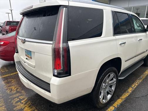 2015 Cadillac Escalade Luxury