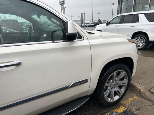 2015 Cadillac Escalade Luxury