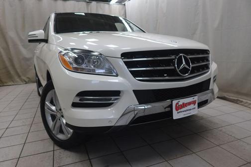 White 2015 Mercedes-Benz M-Class 4MATIC