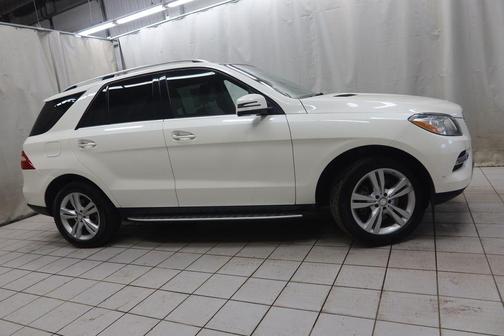 White 2015 Mercedes-Benz M-Class 4MATIC
