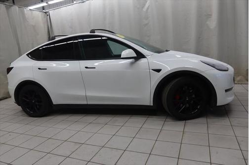 2022 Tesla Model Y Performance Dual Motor All-Wheel Drive