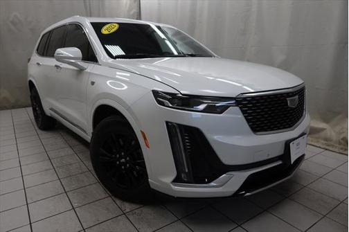 2023 Cadillac XT6 Luxury AWD