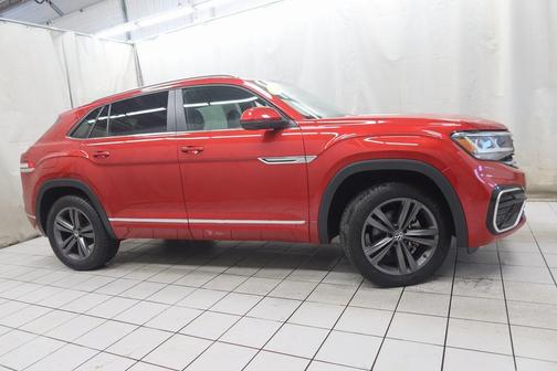2021 Volkswagen Atlas Cross Sport 3.6L V6 SE w/Technology R-Line
