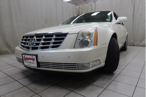 2008 Cadillac DTS Base