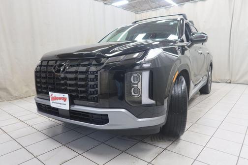 Abyss Black Pearl 2023 Hyundai PALISADE Limited