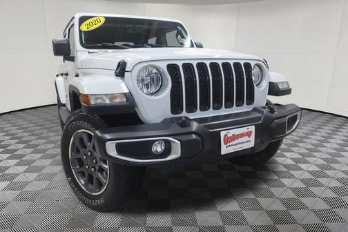 Bright White Clearcoat 2020 Jeep Gladiator Overland