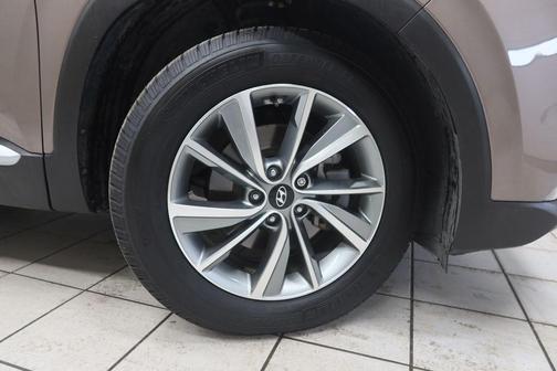 Earthy Bronze 2019 Hyundai SANTA FE Ultimate 2.4