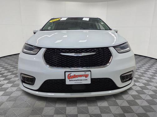 Bright White Clearcoat 2023 Chrysler Pacifica Hybrid Touring L