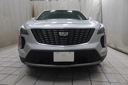 2022 Cadillac XT4 Premium Luxury