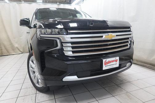 2024 Chevrolet Suburban 4WD High Country