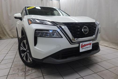 Pearl White Tricoat 2021 Nissan Rogue SV
