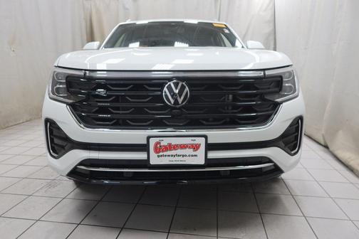 2024 Volkswagen Atlas Cross Sport 2.0T SEL Premium