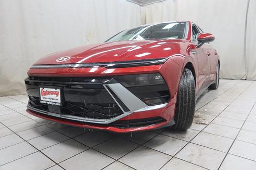 2025 Hyundai SONATA SE