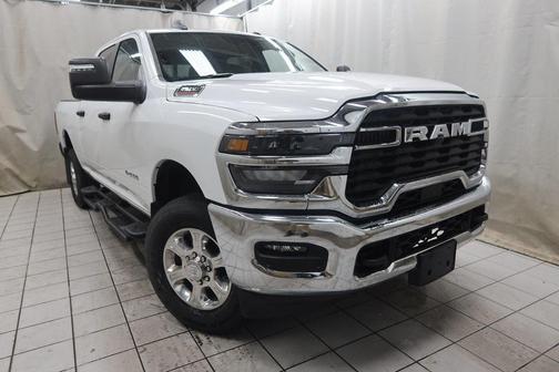 2025 RAM 2500 Big Horn Crew Cab 4x4 6'4' Box