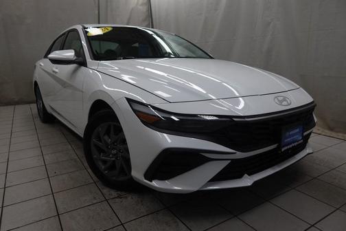 2024 Hyundai ELANTRA HEV Blue