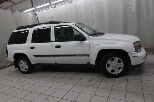 2002 Chevrolet TrailBlazer EXT LT