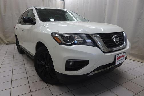 2017 Nissan Pathfinder Platinum