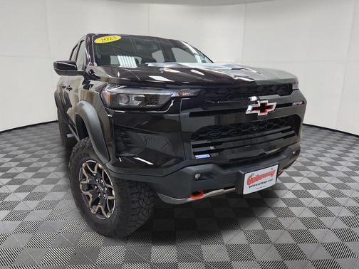 Black 2024 Chevrolet Colorado ZR2