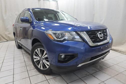 2018 Nissan Pathfinder SV