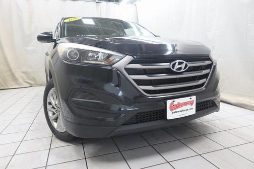 2016 Hyundai TUCSON SE