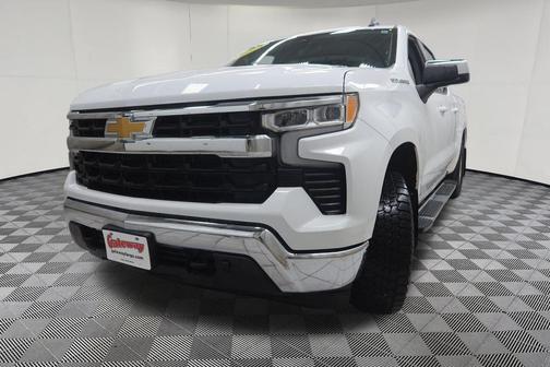 Summit White 2024 Chevrolet Silverado 1500 LT