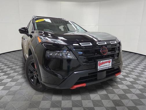 Super Black 2025 Nissan Rogue Rock Creek