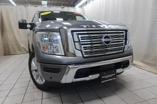 2024 Nissan Titan SV